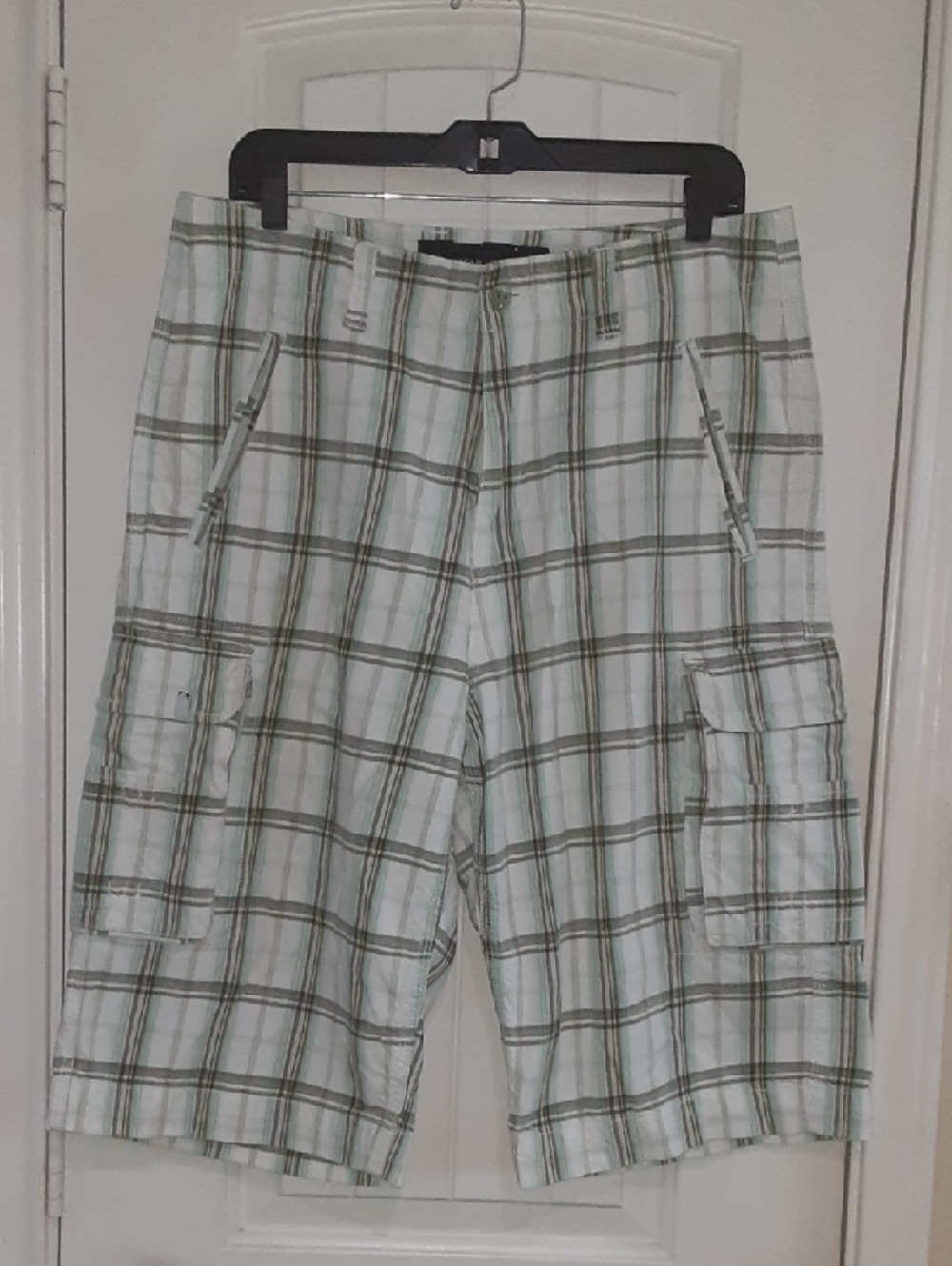 Vintage Rocawear Plaid Cargo Shorts Size 34 White Gray Teal Y2K